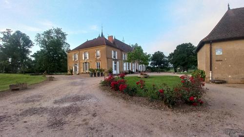 Gîte du Lac à Anzy Le Duc