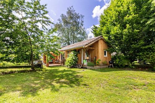 La Cabane du Verger à LALOUBERE
