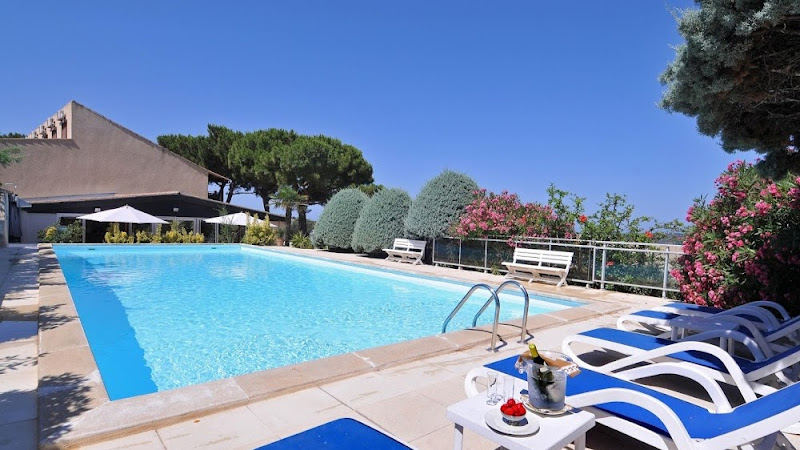 Hôtel Domaine Saint Pierre à Cargèse