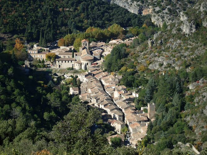 The path of Saint Guilhem à Le Vigan