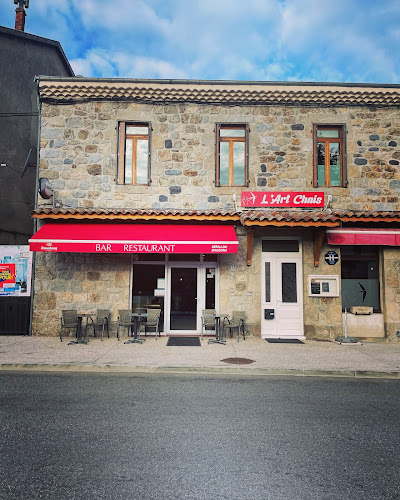 Hôtel Restaurant L Art Chais Le Commerce à Le Cheylard