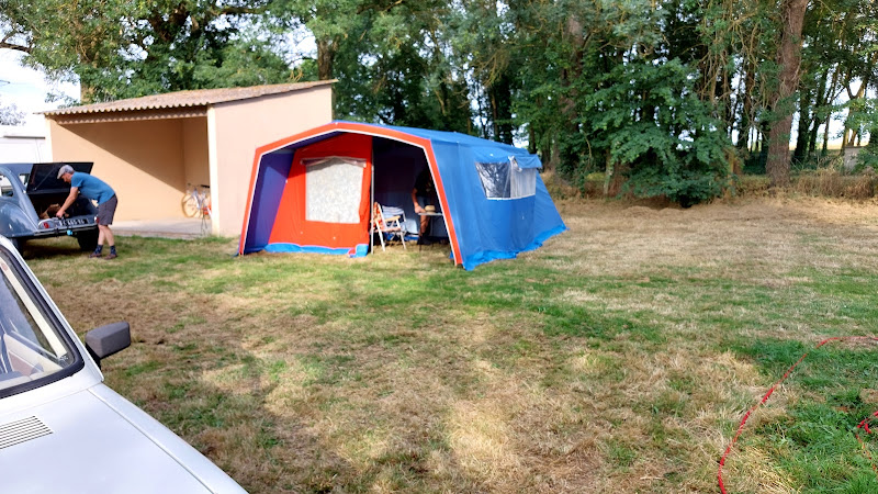 Camping Les Planches à Loretz-d'Argenton