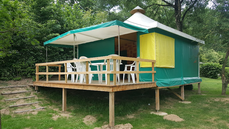 Camping Municipal Le Port Ribouet à La Jaille-Yvon