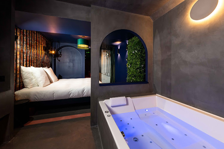Minamina, chambre avec jacuzzi privatif à Roquefort-la-Bédoule