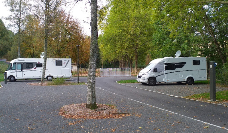 Aire Camping-Car Park à Aurillac