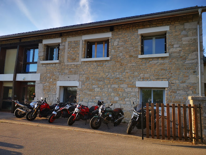 Camping Municipal du Vieux Moulin à Champdor-Corcelles