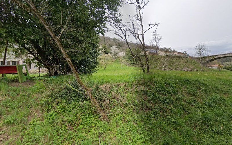 Camping du Pont d Ambialet à Saint-Cirgue