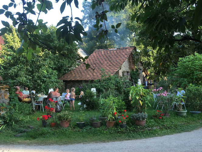 Camping La Semnadisse à Parsac-Rimondeix