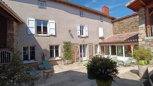 Les Gîtes de la Tour - Grand gîte à BEAUVALLON