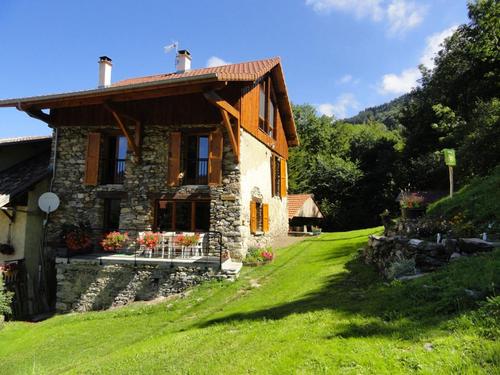 Les Larmouizes à Crets En Belledonne