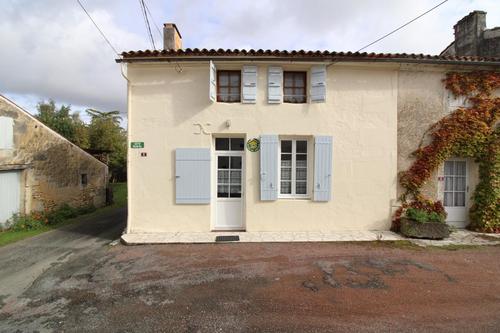 17g72076 à Villars Les Bois