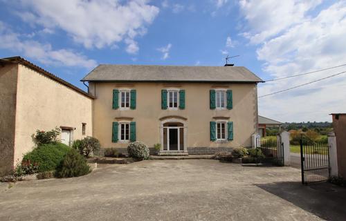 Chez Brouge à Momas
