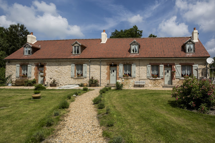 Les Trois Petites Maisons Book Direct For Best Rates à Cromac