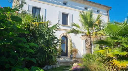 Villa Tonga à FRONSAC