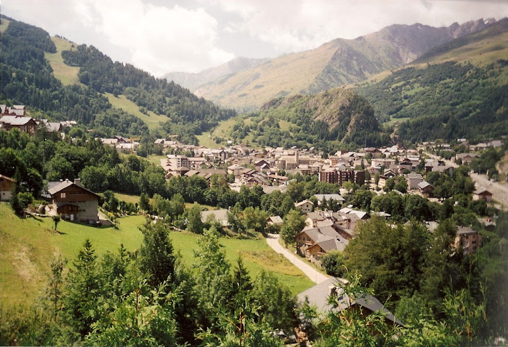La maison des jeunes à Valloire