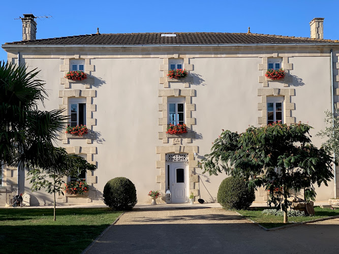 Montaillon Gite à Aigondigné