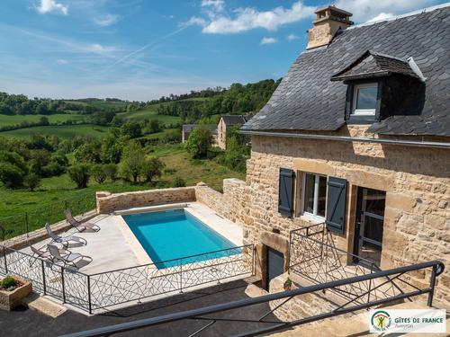 Le petit Gite douillet de Malescombes à Sainte-Eulalie-d'Olt