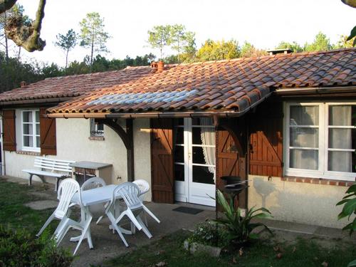 Le Gîte Chapit le platane à Leon