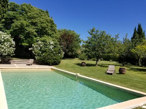 Le Temps des Cigales à Saint Pantaleon Les Vignes
