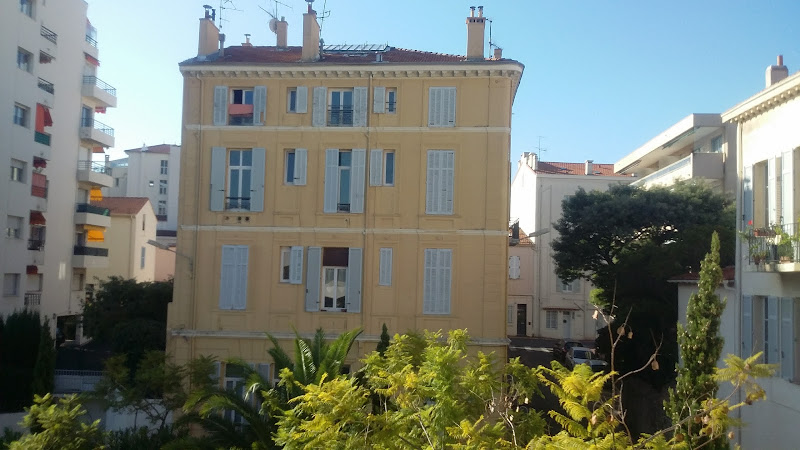 Pièces Cannes à Cannes