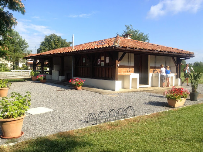 Camping Lacoussade à Lit-et-Mixe