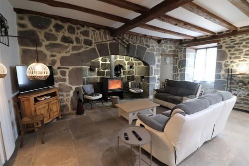 Gîte des Fontaines à BESSE