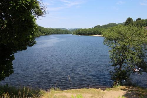 Le Lac - gîte n°1 à BUJALEUF
