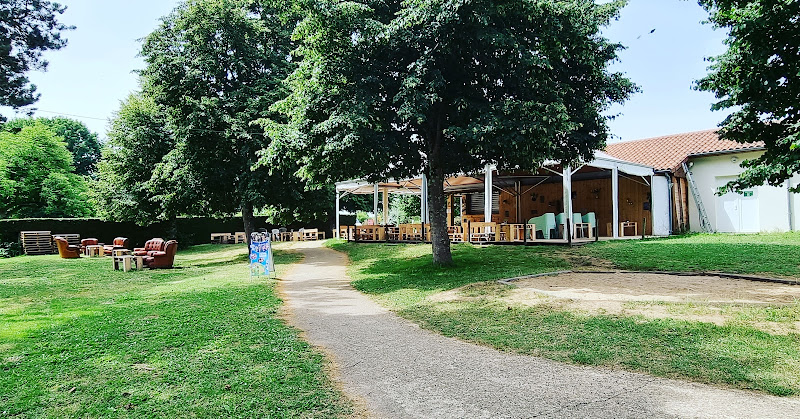 O SOFA Lounge Bar Camping à Bonneuil-Matours