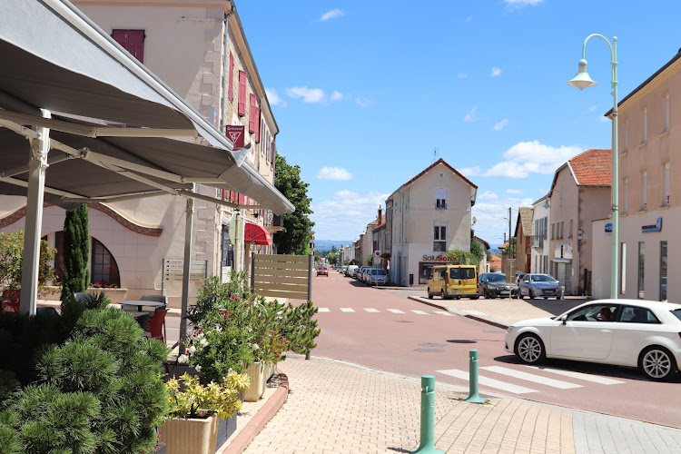 Le Central à Renaison