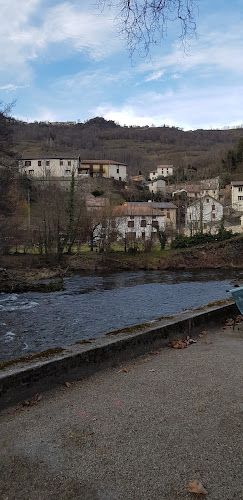 Chambres d Hôtes Les Volets Rouges à Garanou