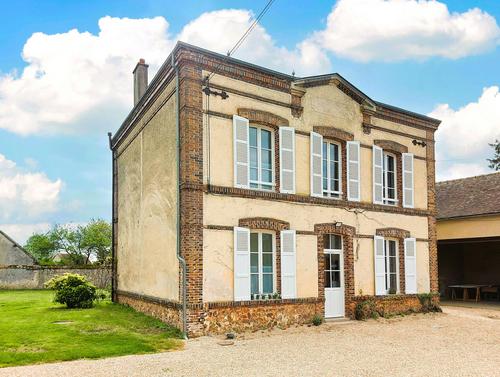 L'école Buissonnière à Crucey-Villages