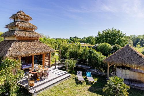 Cabane Indonesienne Avec Spa