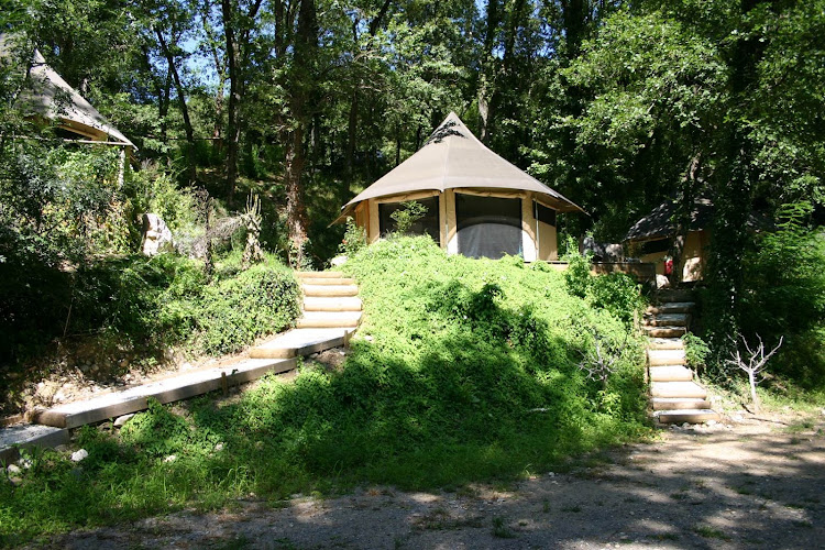 Prehistoric Lodge à Vallon-Pont-d'Arc