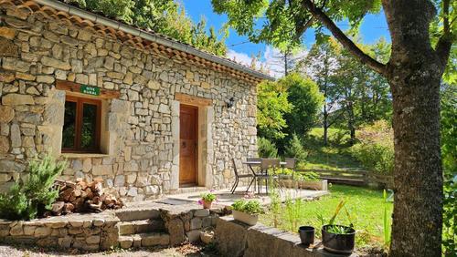 Le cabanon de mon père à Les Omergues