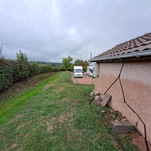 Motorhome Parking à Saint-Christophe-en-Brionnais