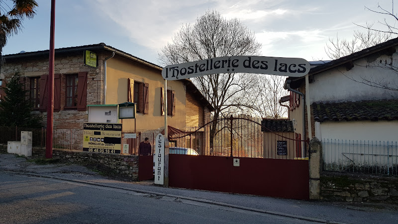 Logis Hostellerie des Lacs à Monclar-de-Quercy
