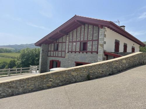 Nurginia à HELETTE
