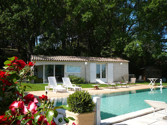 Un Lit en Provence à Éguilles