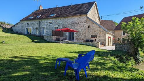 Le petit Moulin de la Motte à Bellenot sous Pouilly