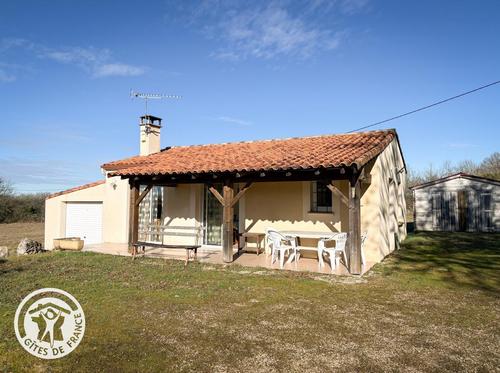 Gîtes de France® - Gîte Les Vignals à BACH