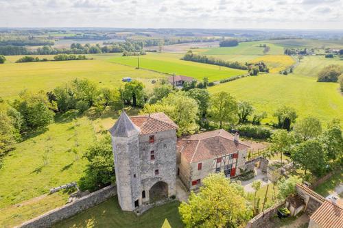 Le Logis de Sigogne à Coulgens