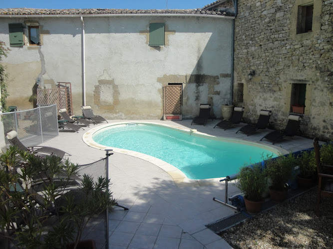 Bastide de la Treille à Montaren-et-Saint-Médiers