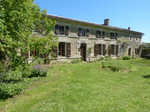 Gîte de la Poterie à CELLES-SUR-BELLE