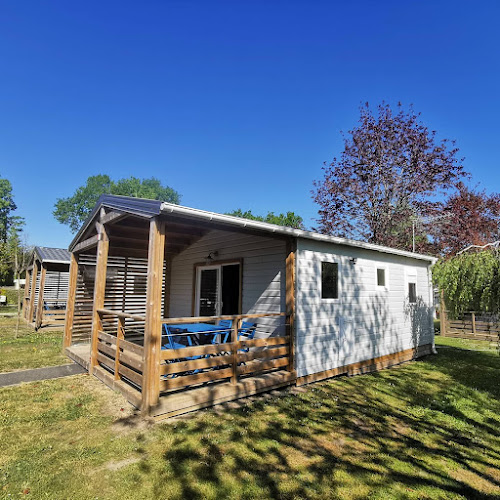 Camping Les Chalands Fleuris à Saint-André-des-Eaux