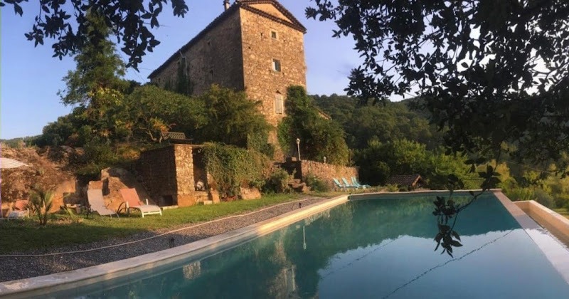 Chatibot | Holiday Estate à Saint-Florent-sur-Auzonnet