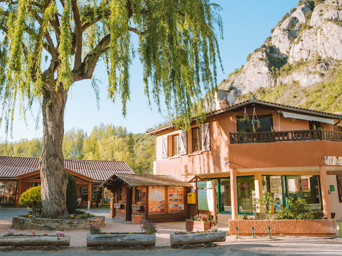 Yelloh village Camping Le Pre Lombard à Tarascon-sur-Ariège