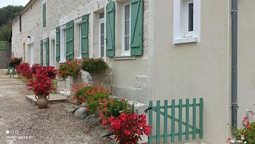 Le Carrouge à Sougeres En Puisaye