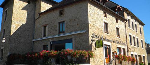 Logis Hôtel le Val d Amby à Hières-sur-Amby