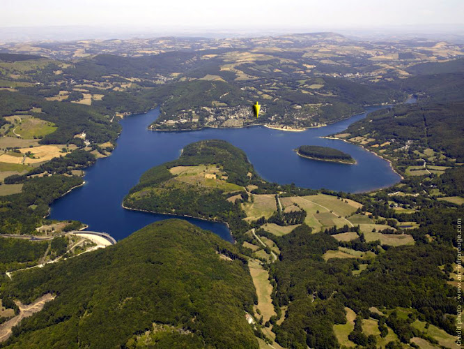 Le Balcon du Lac du LAOUZAS à Nages
