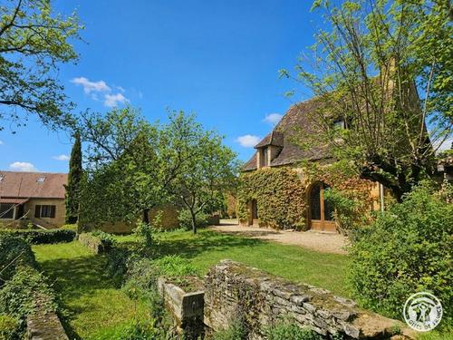 Vallée des 5 châteaux à Saint Vincent De Cosse